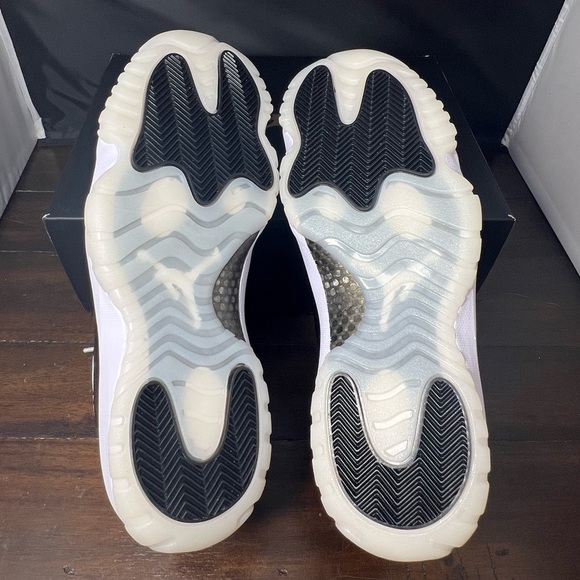 AIR JORDAN 11 RETRO GRATITUDE DEFINING MOMENTS CT8012 170 White size 11 - Picture 5 of 6
